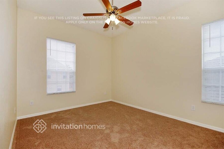 Building Photo - 2136 Windcrest Lake Cir