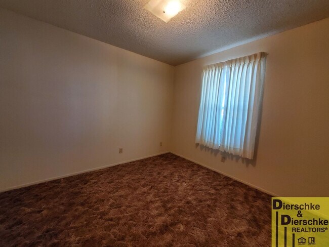 Building Photo - Cute 3 Bedroom 2 Bath House Near the Base COMING SOON!