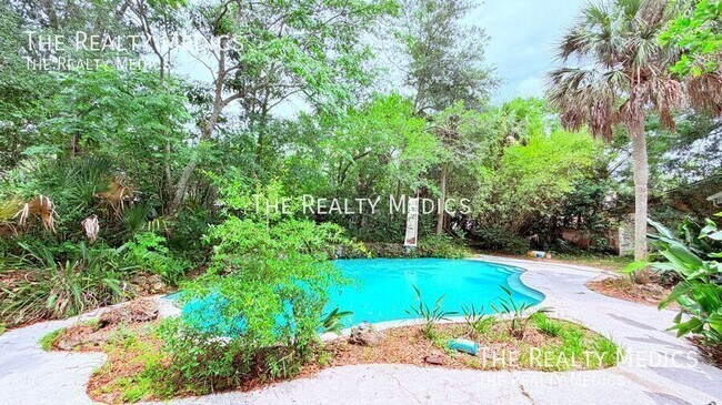 Building Photo - 909 Gazell Trail