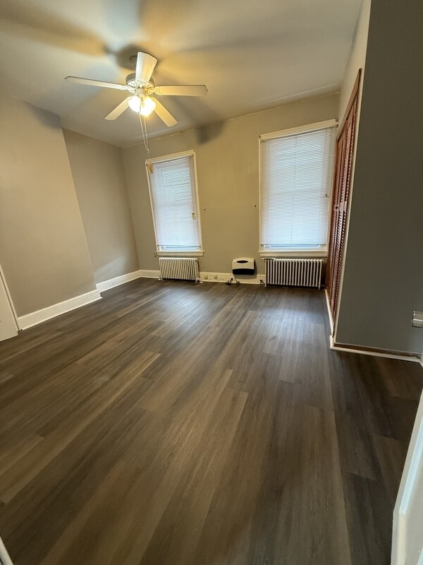 Building Photo - 2532 N Lawrence St