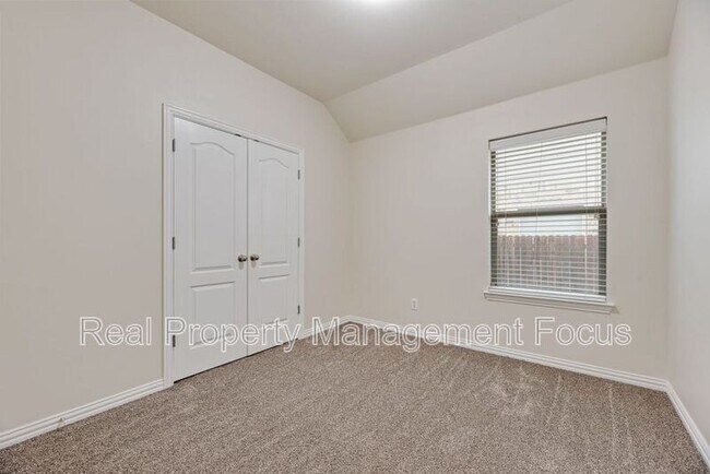 Building Photo - 5037 Diamond Peak Ct