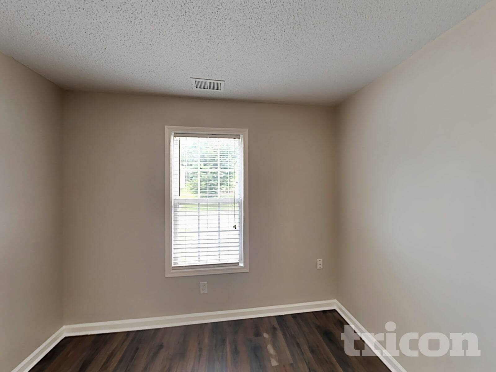 Building Photo - 1053 Abercorn Way