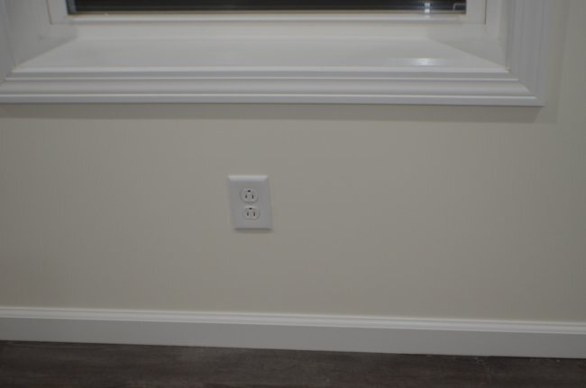 Building Photo - 563 Burritt St