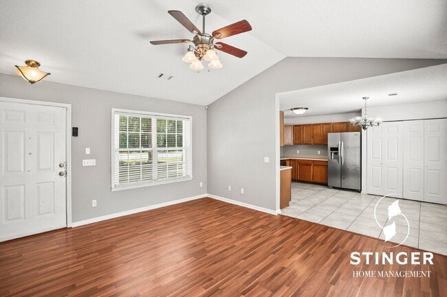 Building Photo - 2 Pelican Cir