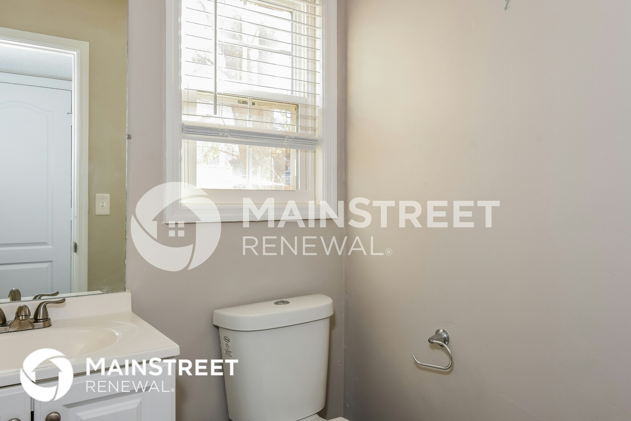 Building Photo - 2872 Betula Dr