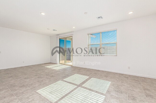 Building Photo - 8821 W Agora Ln