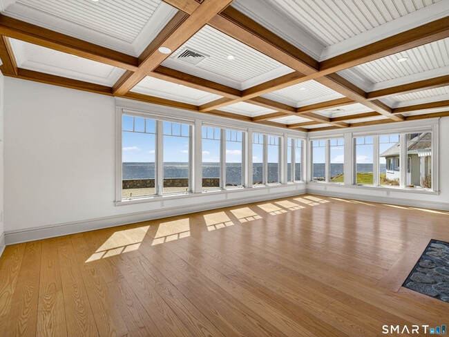 Building Photo - 4 Point Rd