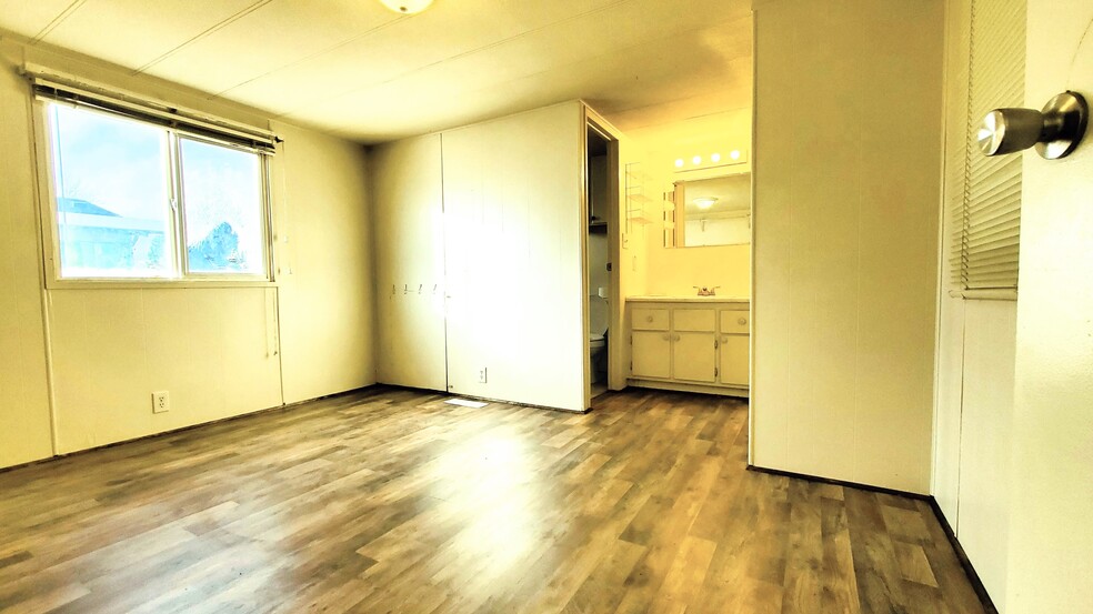 Bedroom 1 - 521 Albatross Dr