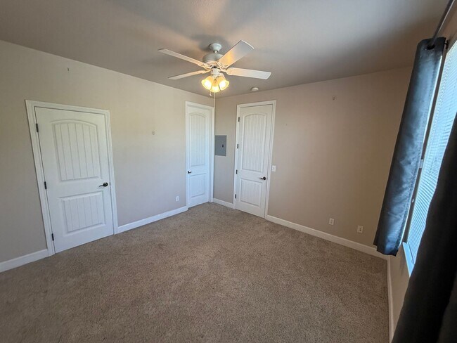 Building Photo - 3678 Warren Way