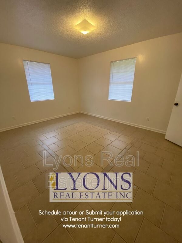 Building Photo - 1026 S Gordon Ave
