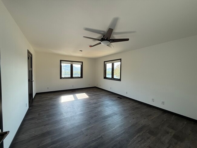 Building Photo - 24859 2nd St