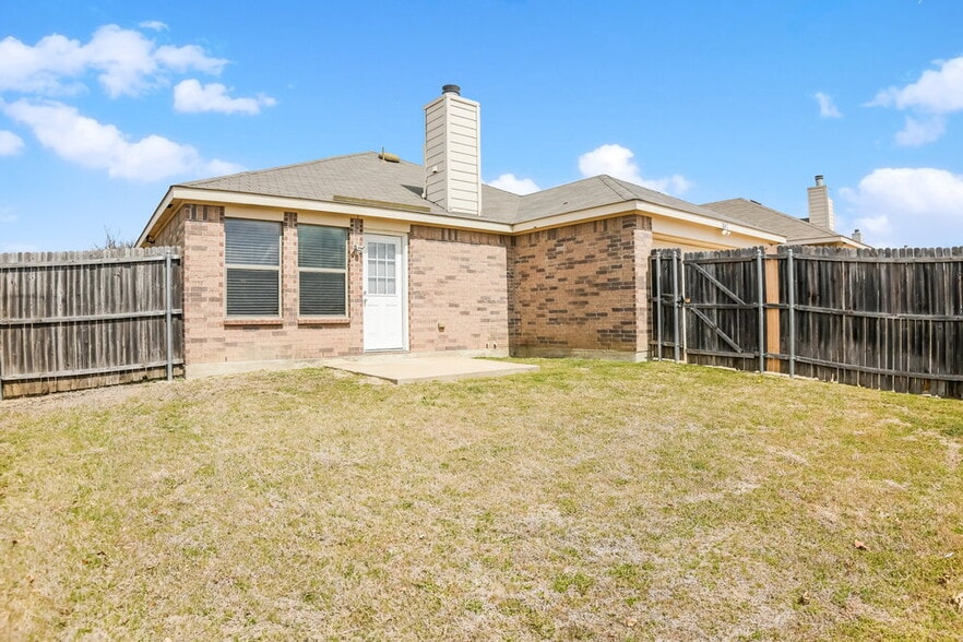 Building Photo - 1842 Reynolds St