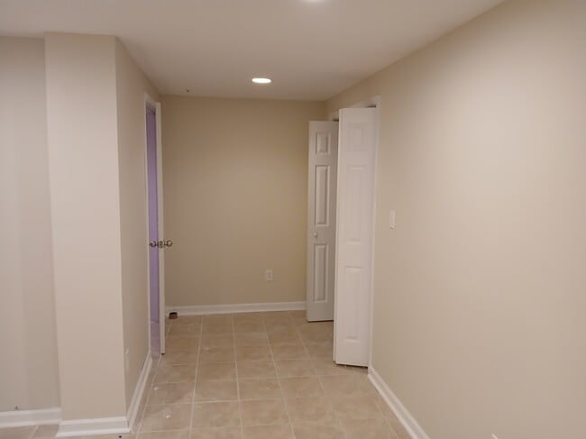 Building Photo - 7001 Chain Fern Ct