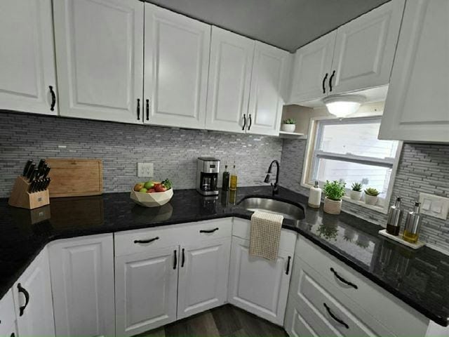 Building Photo - 315 50th Ave Terrace W