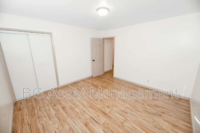 Building Photo - 1640 Barrus Ave