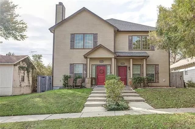 Front, street view - 5109 Birchman Ave