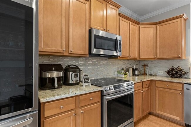 Building Photo - 2744 Blakely Dr NE