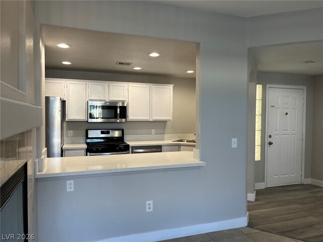 Building Photo - 7400 W Flamingo Rd