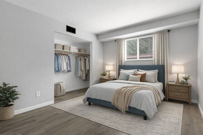 Building Photo - 2BR SFR • Stainless Appliances • Resort Amenities in Denver
