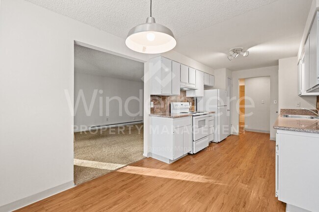 Building Photo - Beautiful and remodeled 1-Bedroom Apartment In Spokane Valley