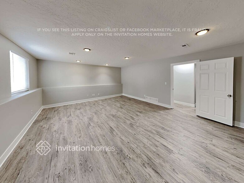 Building Photo - 3337 Grenache St
