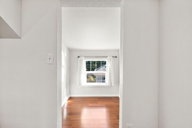 Building Photo - Modern 4-Story Townhouse in Tacoma’s Histo...