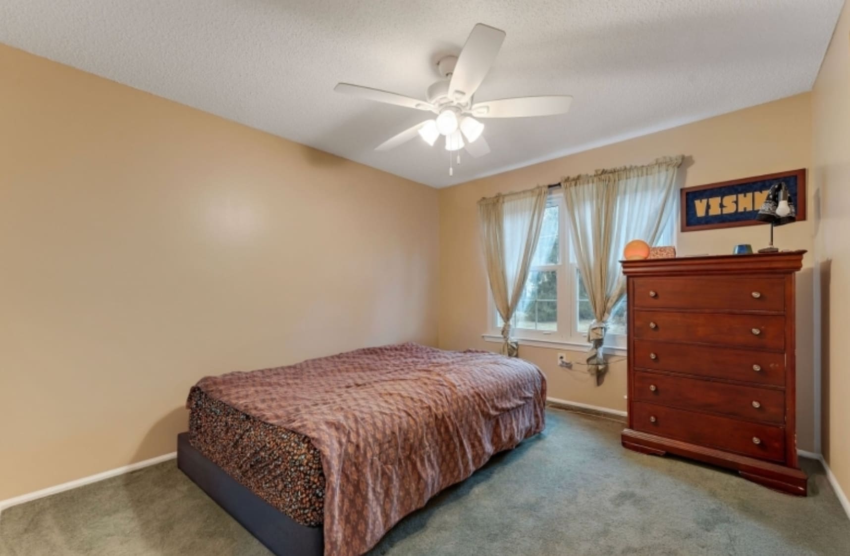 Building Photo - 403 Red Crest Ln