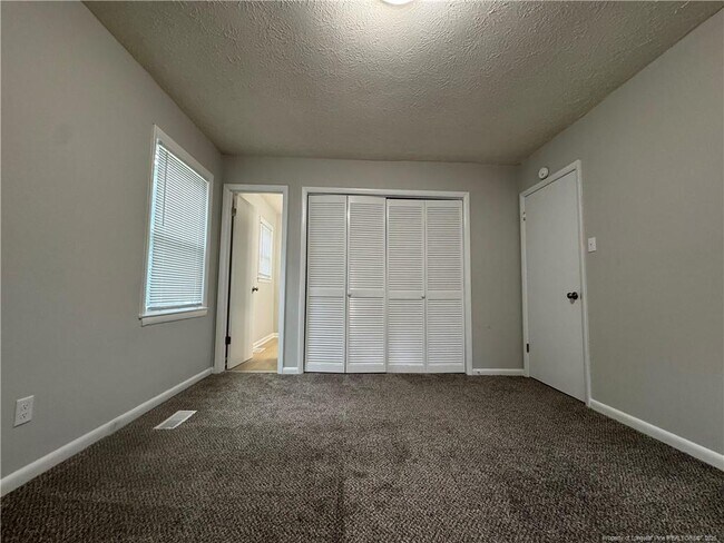 Building Photo - 179 Paddle Wheel Rd