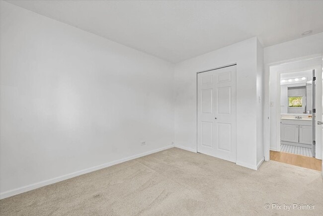 Building Photo - 295 Frederick Ct