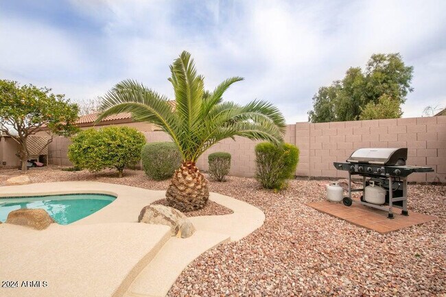 Building Photo - 3792 S Cosmos Ct