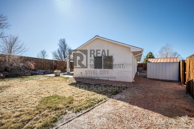 Building Photo - 842 Edna Way