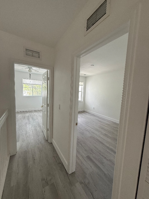 Building Photo - 2816 SW 83rd Ave