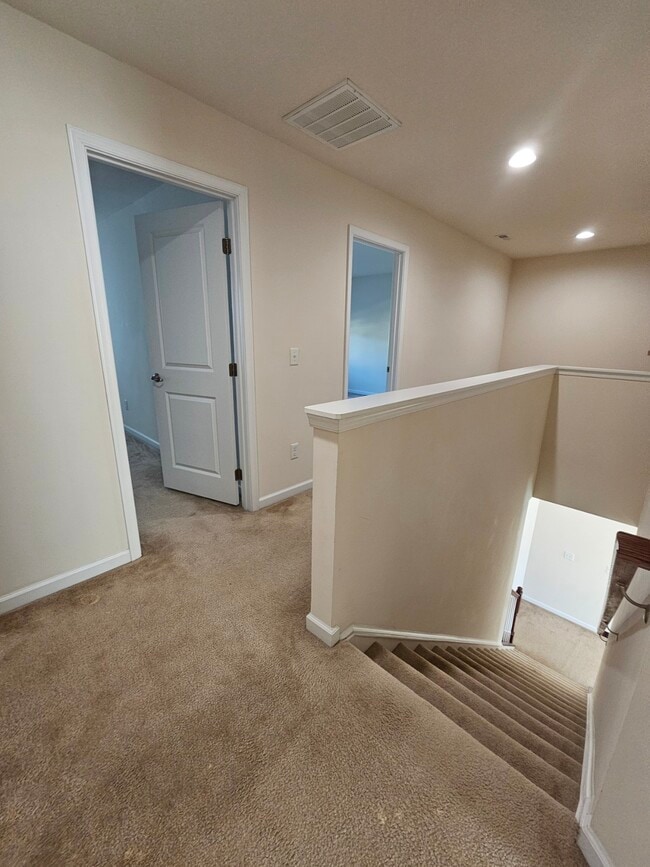 Building Photo - 308 Corday Ln