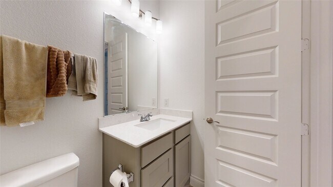 Building Photo - 19034 Paso Fino Pr Ln