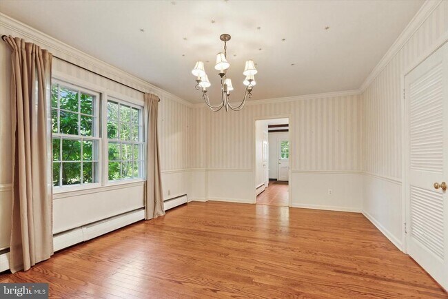 Building Photo - 476 Nob Hill Rd