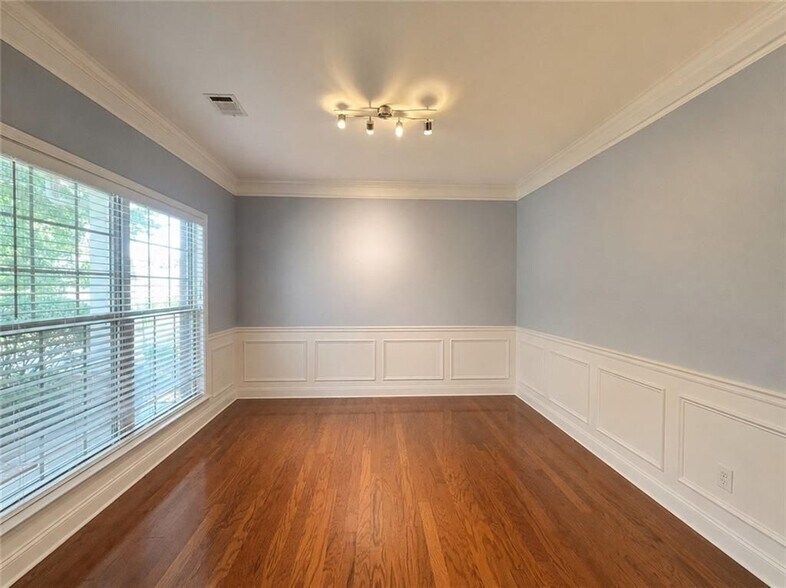 Building Photo - 2394 Delamore Chase