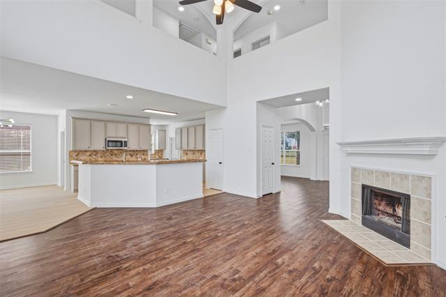 Building Photo - 1706 Clear Springs Dr