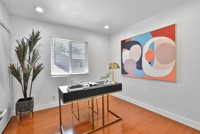 Building Photo - 5388 Fig Grove Ct
