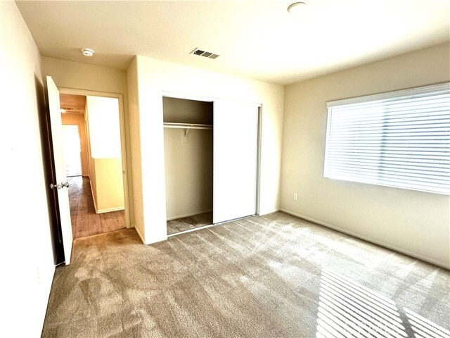 Building Photo - 2119 Lavender Ln