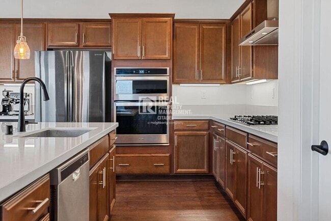 Building Photo - 3657 Bearberry Ave