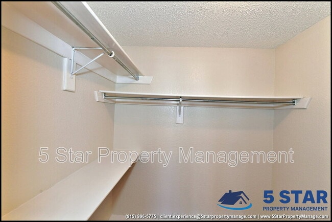 Building Photo - 11620 Laura Marie Dr