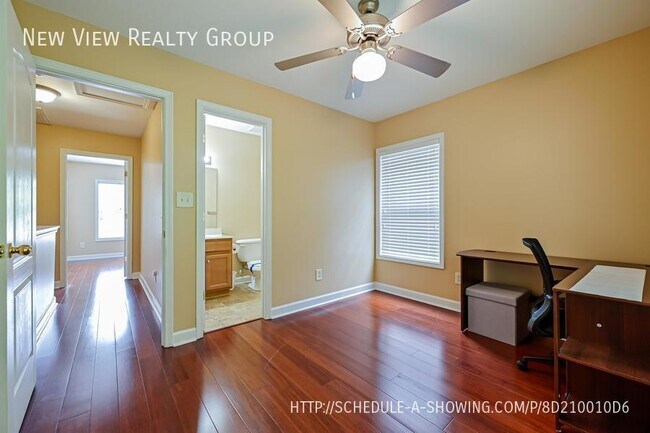 Building Photo - 9612 Mendenhall View Dr