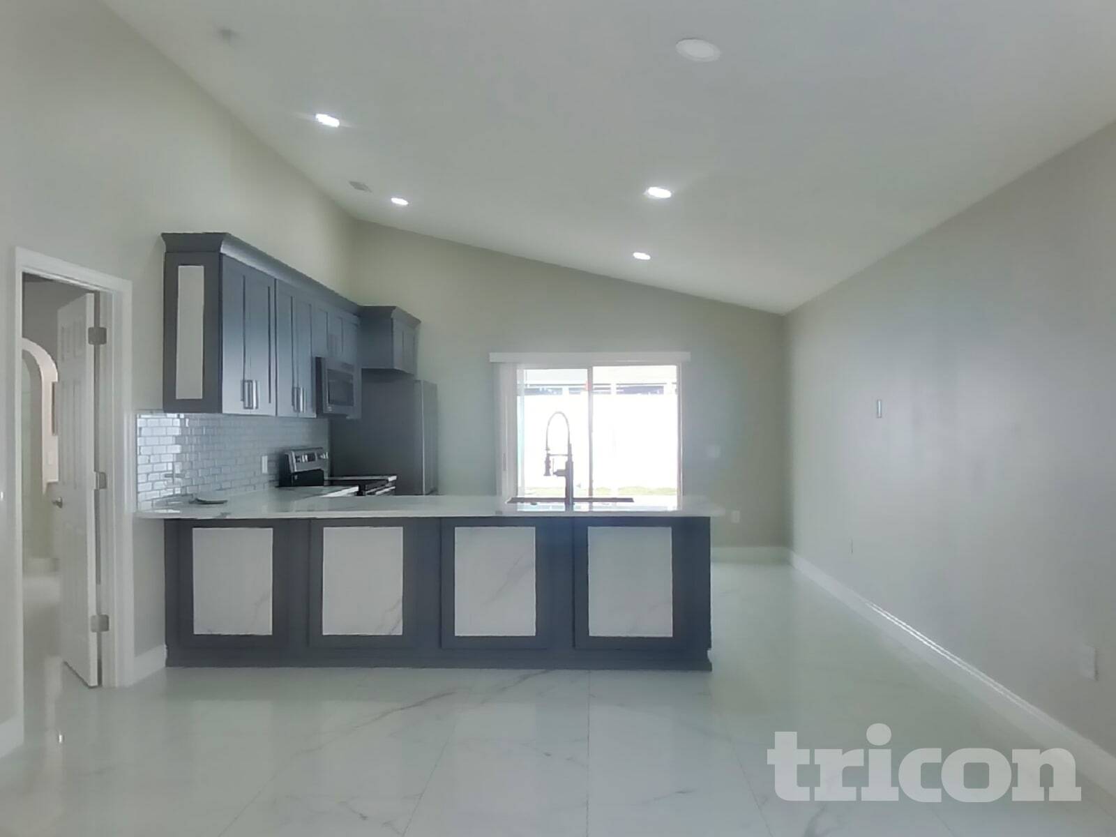 Building Photo - 30229 Double Dr