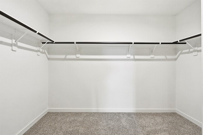 Building Photo - 12330 Basilwood Dr