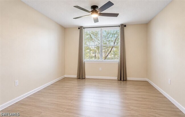 Building Photo - 1180 Wildwood Lakes Blvd