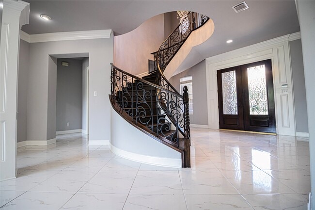 Building Photo - 3202 Bonnebridge Way Blvd