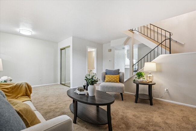 Building Photo - 1872 N Robb St