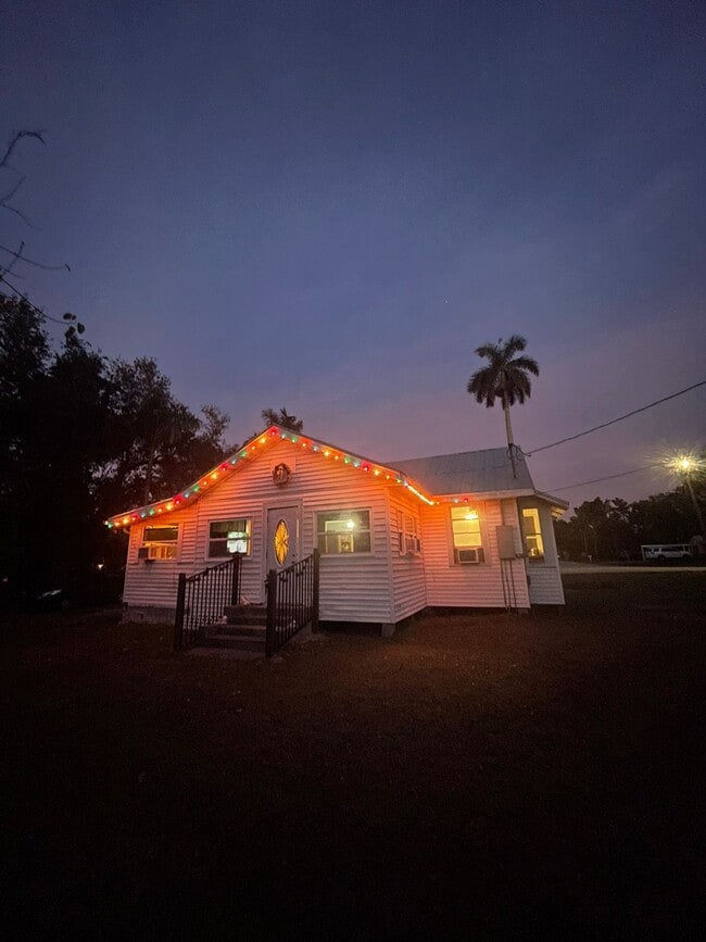 Building Photo - 61 Prospect Ave