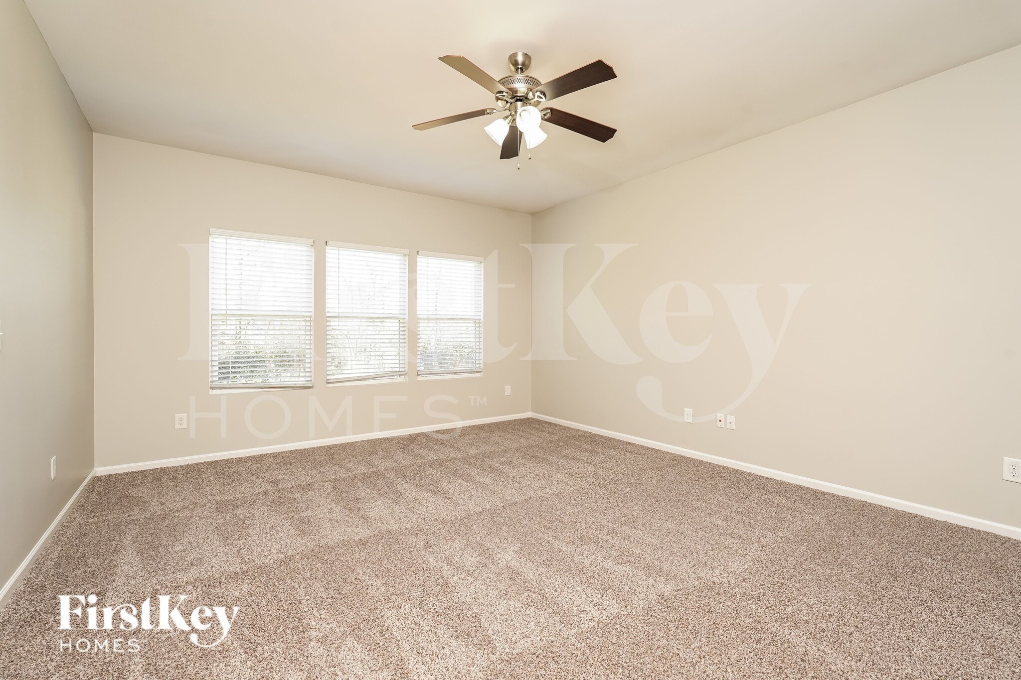 Building Photo - 409 Soaring St