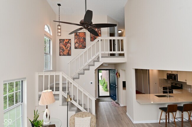 Building Photo - 9477 Aberdare Dr